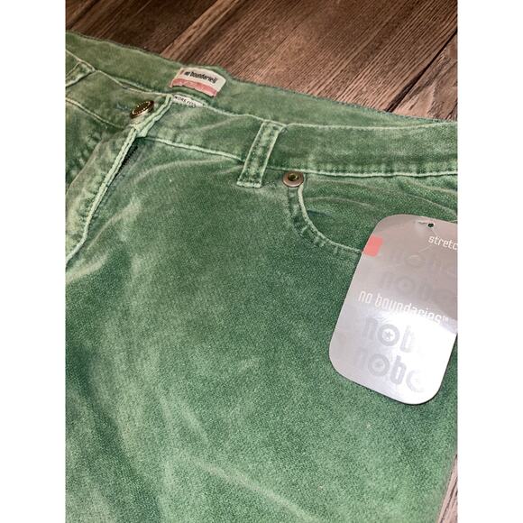 No Boundaries Vintage Y2k Velvet Green Flare Pants - Picture 2 of 4